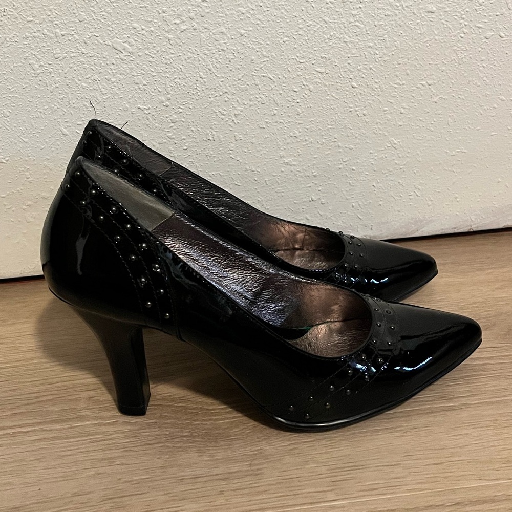 Sofft Black Patent Leather Heels